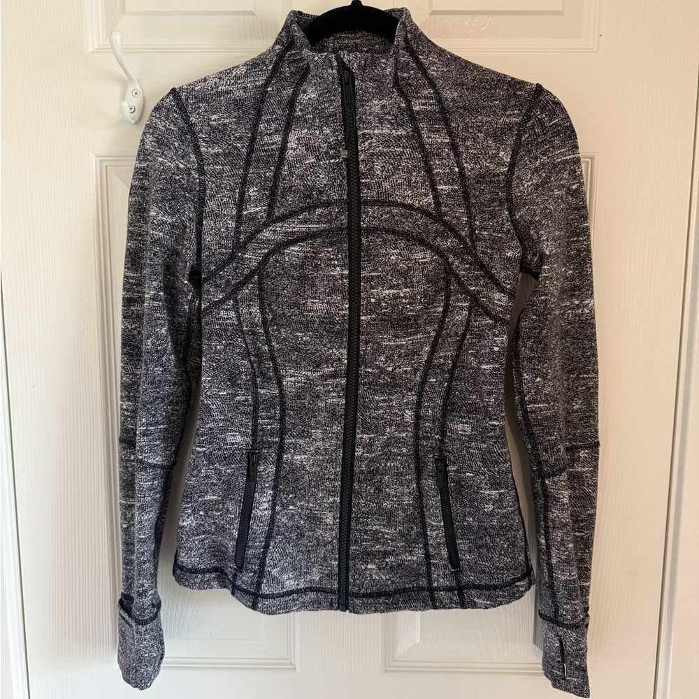 Lululemon Define Jacket Size 4 Black Gray Heathered Full Zip Thumbholes